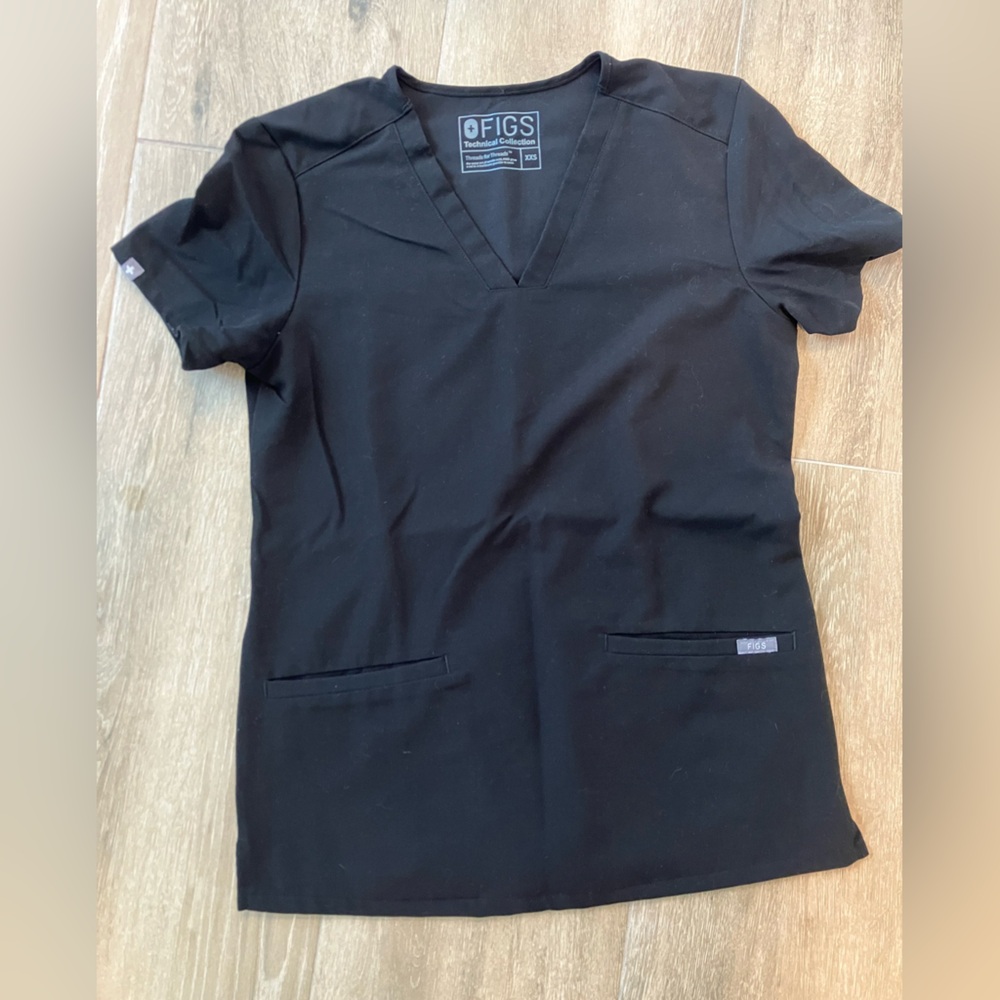 Figs Casma pocket scrub top